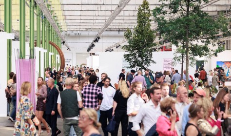 Partout-pass to Enter Art Fair